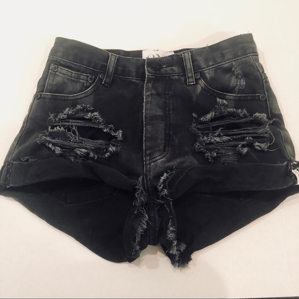 One teaspoon size 24 black shorts